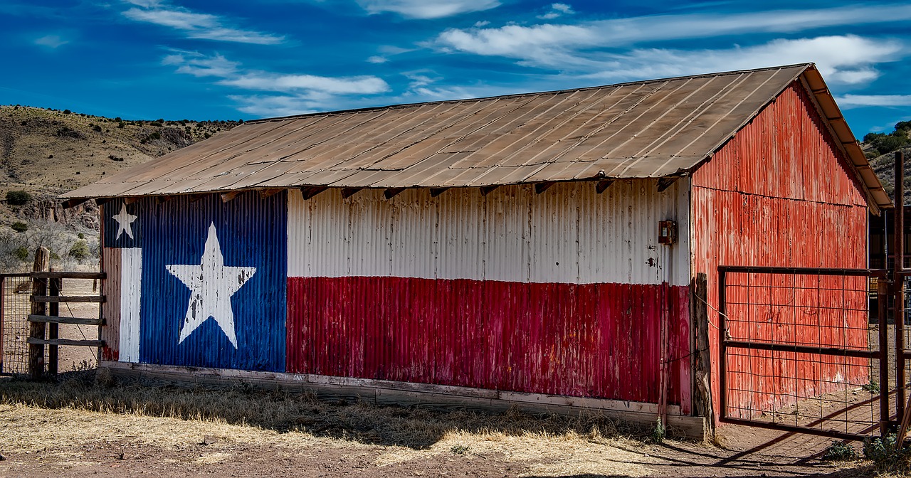 spirit of thanksgiving alive on Texas flag barn